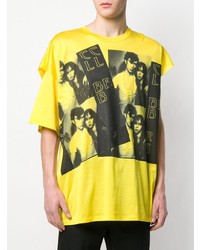 gelbes bedrucktes T-Shirt mit einem Rundhalsausschnitt von Raf Simons