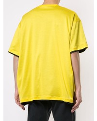 gelbes bedrucktes T-Shirt mit einem Rundhalsausschnitt von Raf Simons