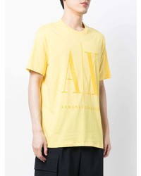 gelbes bedrucktes T-Shirt mit einem Rundhalsausschnitt von Armani Exchange