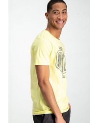gelbes bedrucktes T-Shirt mit einem Rundhalsausschnitt von GARCIA