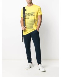 gelbes bedrucktes T-Shirt mit einem Rundhalsausschnitt von DSQUARED2