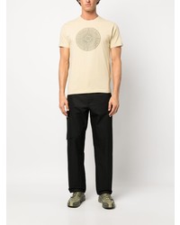 gelbes bedrucktes T-Shirt mit einem Rundhalsausschnitt von Stone Island