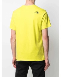 gelbes bedrucktes T-Shirt mit einem Rundhalsausschnitt von The North Face