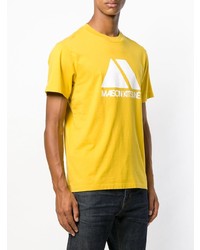 gelbes bedrucktes T-Shirt mit einem Rundhalsausschnitt von MAISON KITSUNÉ