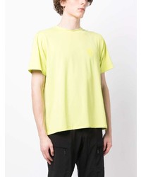 gelbes bedrucktes T-Shirt mit einem Rundhalsausschnitt von Ostrya