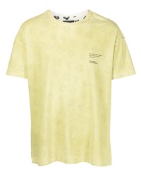 gelbes bedrucktes T-Shirt mit einem Rundhalsausschnitt von purple brand