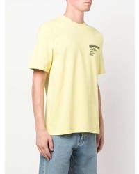 gelbes bedrucktes T-Shirt mit einem Rundhalsausschnitt von Stussy