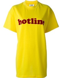 gelbes bedrucktes T-Shirt mit einem Rundhalsausschnitt