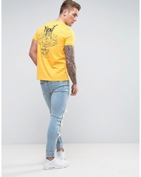 gelbes bedrucktes T-shirt von Asos