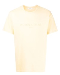 gelbes besticktes T-Shirt mit einem Rundhalsausschnitt von MAISON KITSUNÉ