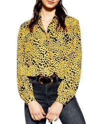 gelbes Businesshemd mit Leopardenmuster