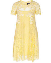 gelbes gerade geschnittenes Kleid aus Spitze von Marchesa
