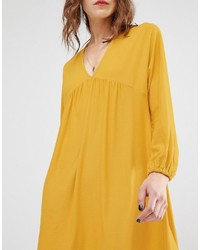 gelbes Kleid von Mango