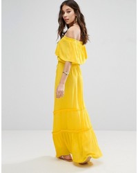 gelbes schulterfreies Kleid von Asos