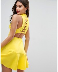 gelbes Spitzekleid von Asos