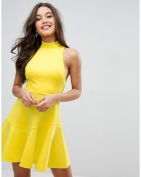 gelbes Spitzekleid von Asos