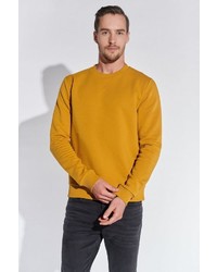 gelbes Sweatshirt von SteffenKlein