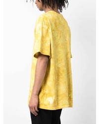 gelbes Mit Batikmuster T-Shirt mit einem Rundhalsausschnitt von Alchemist