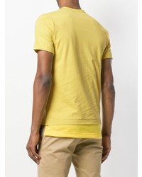 gelbes T-Shirt mit einem Rundhalsausschnitt von Comme Des Garcons Homme Plus