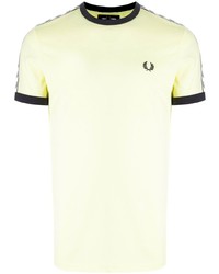 gelbes T-Shirt mit einem Rundhalsausschnitt von Fred Perry