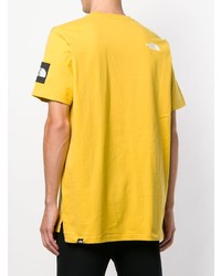 gelbes T-Shirt mit einem Rundhalsausschnitt von The North Face