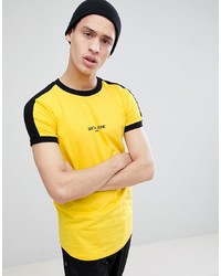 gelbes T-Shirt mit einem Rundhalsausschnitt von Sixth June