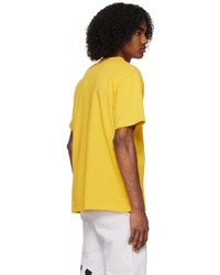 gelbes T-Shirt mit einem Rundhalsausschnitt von BAPE