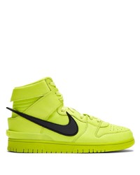 gelbgrüne hohe Sneakers aus Leder von Nike