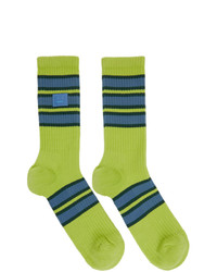 gelbgrüne horizontal gestreifte Socken