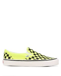 gelbgrüne Slip-On Sneakers aus Segeltuch mit Karomuster von Vans