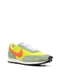 gelbgrüne Sportschuhe von Nike