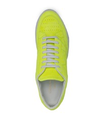gelbgrüne Wildleder niedrige Sneakers von Common Projects