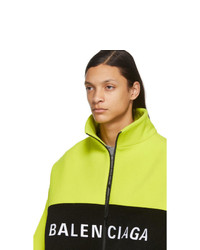 gelbgrüne Windjacke von Balenciaga