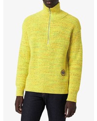 gelbgrüner Pullover mit einem Reißverschluss am Kragen von Burberry