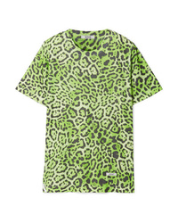 gelbgrünes T-Shirt mit einem Rundhalsausschnitt mit Leopardenmuster