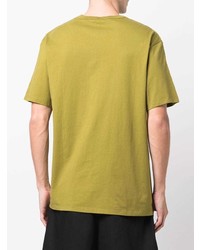 gelbgrünes T-Shirt mit einem Rundhalsausschnitt von MAISON KITSUNÉ