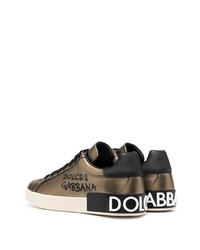 goldene bedruckte Leder niedrige Sneakers von Dolce & Gabbana