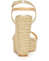 goldene Espadrilles von Badgley Mischka