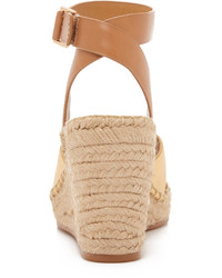 goldene Espadrilles von Tory Burch