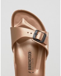 goldene flache Sandalen von Birkenstock