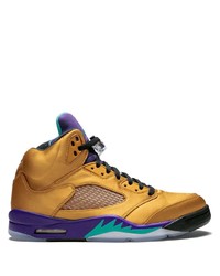 goldene hohe Sneakers von Jordan