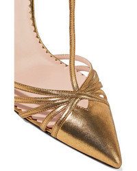 goldene Leder Pumps von Sarah Jessica Parker