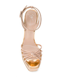goldene Leder Sandaletten von Giuseppe Zanotti Design