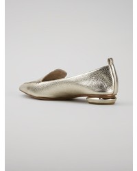 goldene Leder Slipper von Nicholas Kirkwood