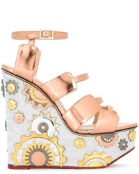 goldene Ledersandalen von Charlotte Olympia