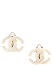 goldene Ohrringe von Chanel