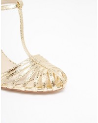 goldene Pumps von Asos