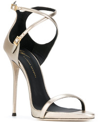 goldene Sandalen von Giuseppe Zanotti Design