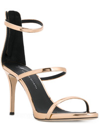 goldene Sandalen von Giuseppe Zanotti Design