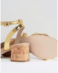 goldene Sandaletten von Asos